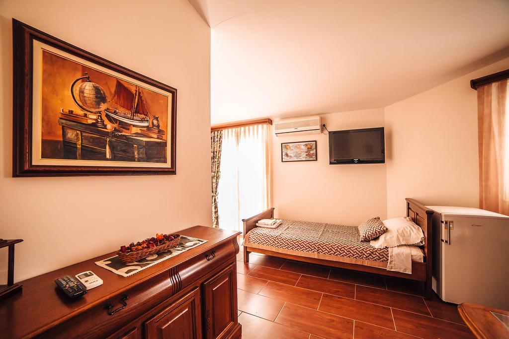 Guest House Sebelj Μπούντβα Δωμάτιο φωτογραφία